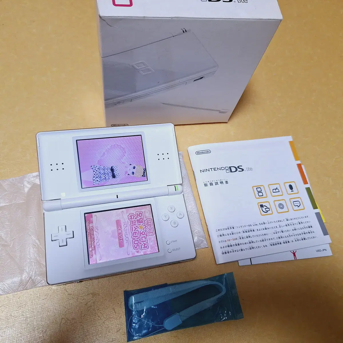 신품급 닌텐도 DS LITE 화이트 일본판 박스셋 dslite dsi X