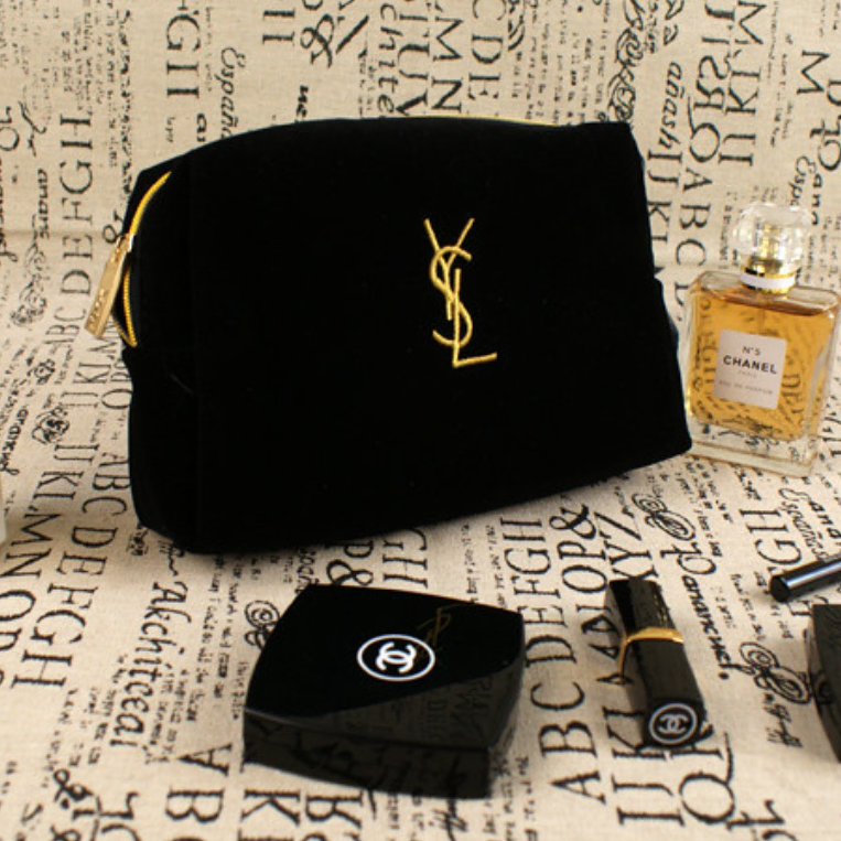 YSL 입생로랑 벨벳파우치