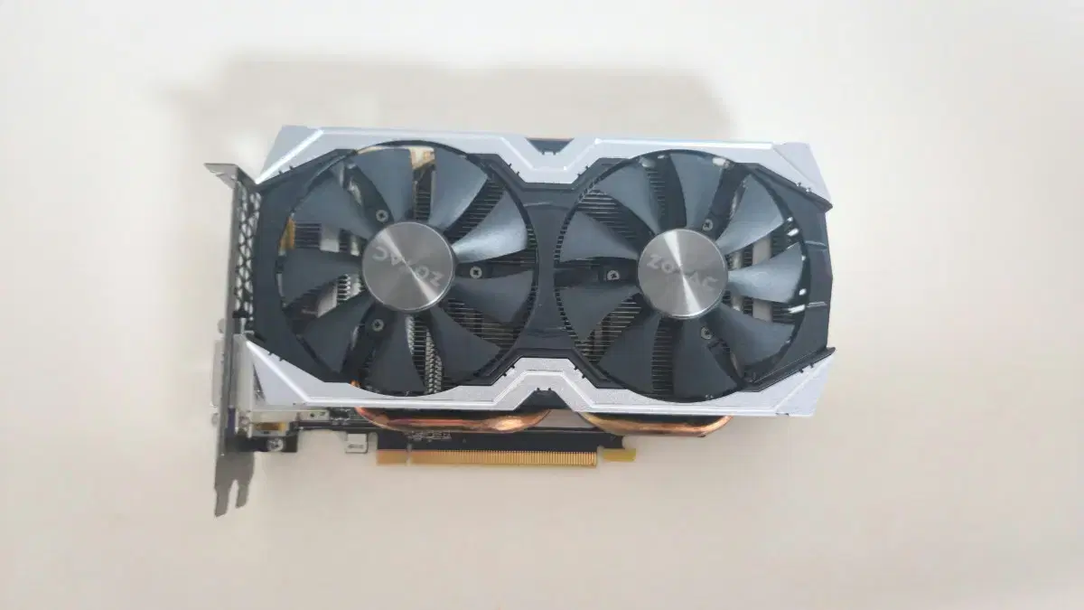 (중고) 조텍 GTX1070 그래픽카드 팝니다.