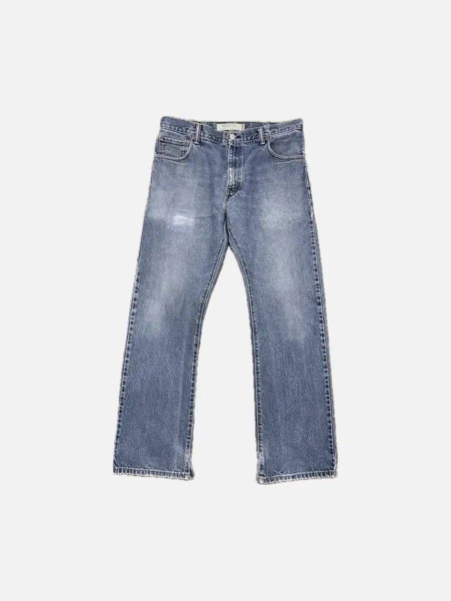 Levi's 517 W34L32