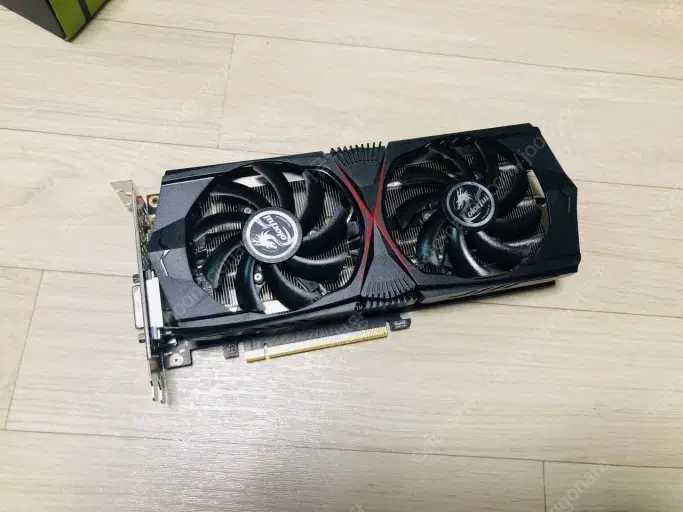 지포스 rtx2070 8g 컬러풀 그래픽 카드 판매합니다.