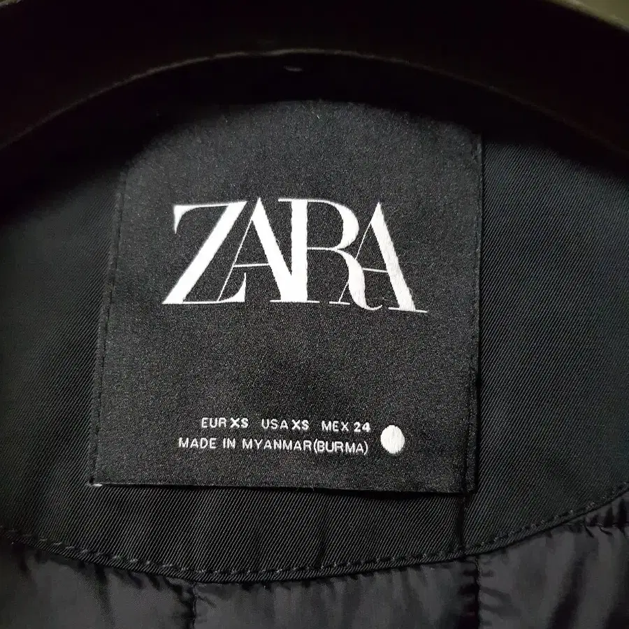 Zara)자라 누빔 자켓 XS(B1