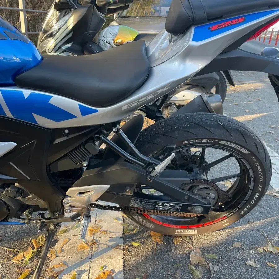 스즈키gsxr125