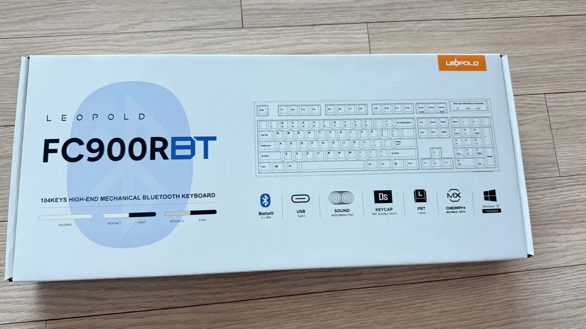 레오폴드 fc900rbt 미개봉