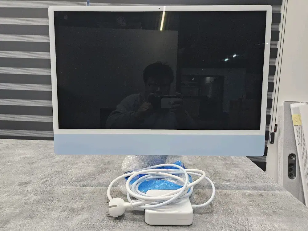 iMac 2021 M1 8코어 팝니다 (블루)