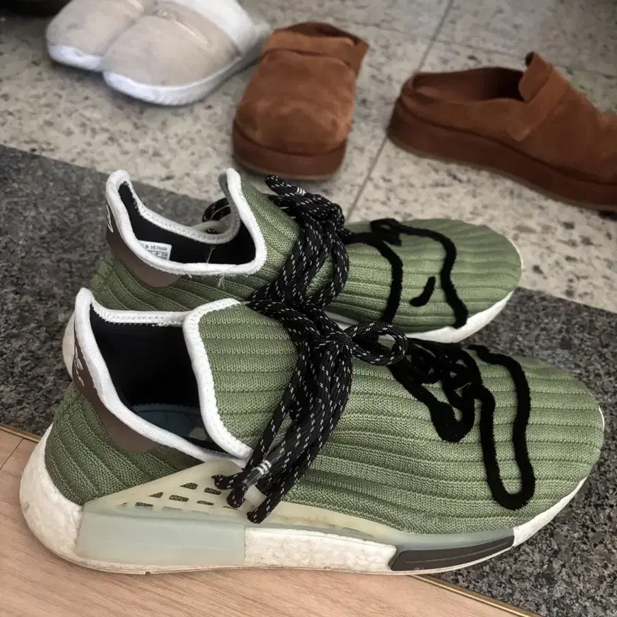 아디다스xbbcxhu nmd