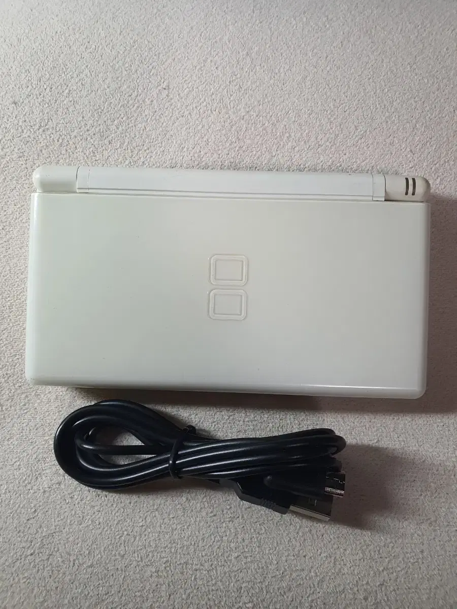 닌텐도 DS lite 화이트