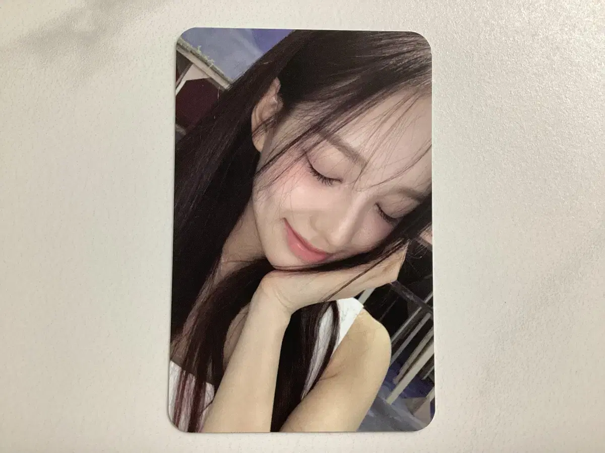 Izuna Yusarang yes24 unreleased photocard sells