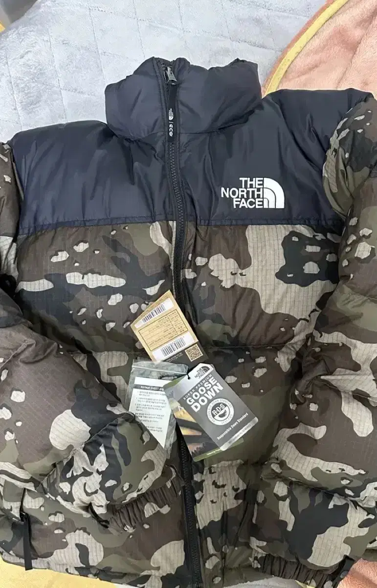 L) The North Face 1996 Novelty Knoopsie Woodland XL