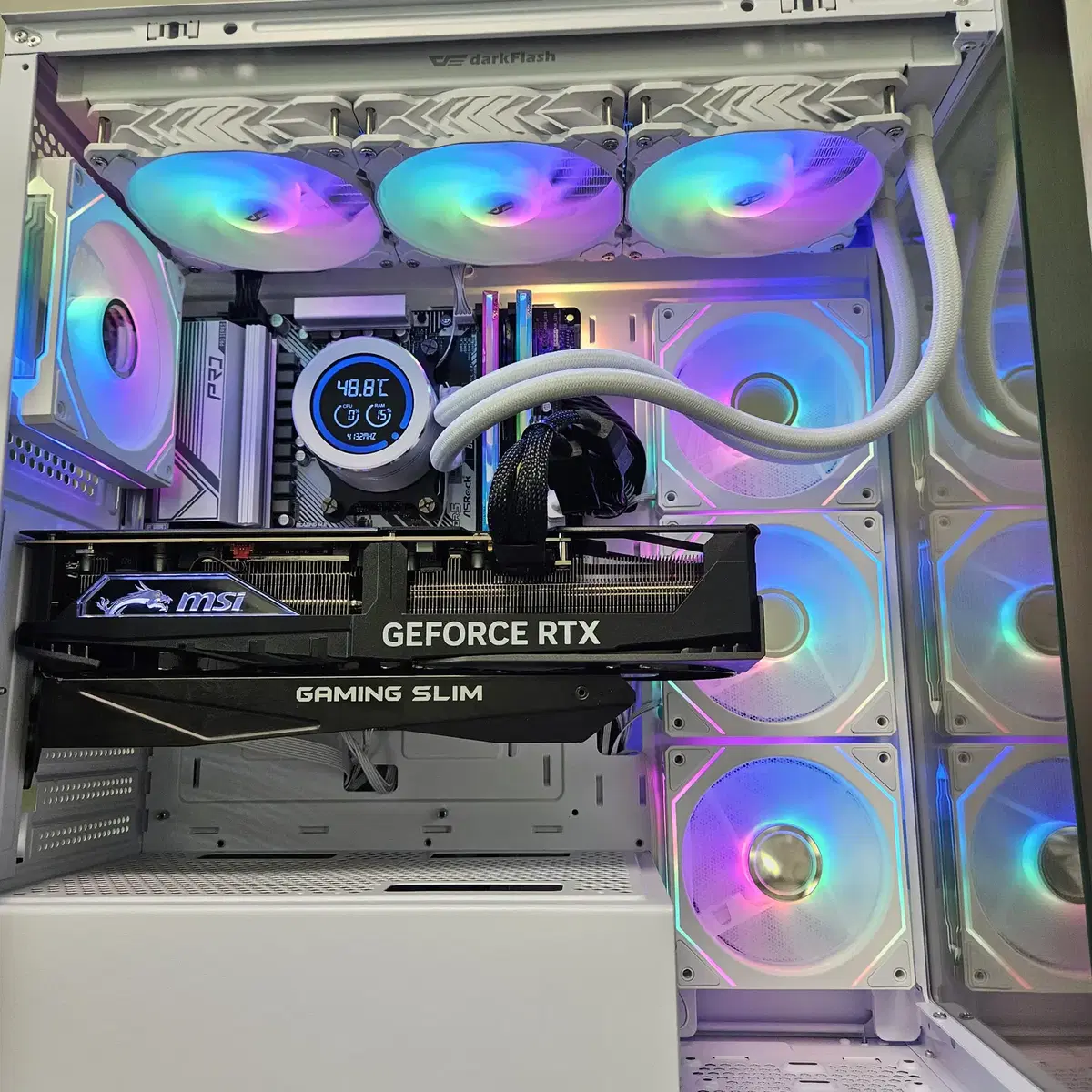 7950x3d, rtx4080 super 어항 본체