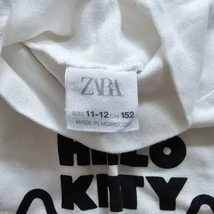 (아동용)(GUESS)게스 티셔츠+바지/(ZARA)자라 티셔츠(일괄판매)