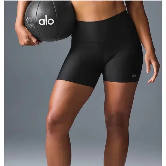 Alo yoga airlift energy short 블랙 S