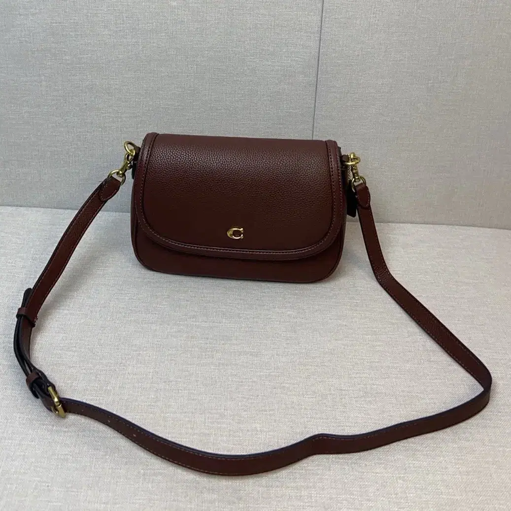 코피 Legacy Logo handbag CU099brown 크로스백