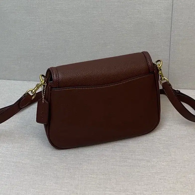 코피 Legacy Logo handbag CU099brown 크로스백