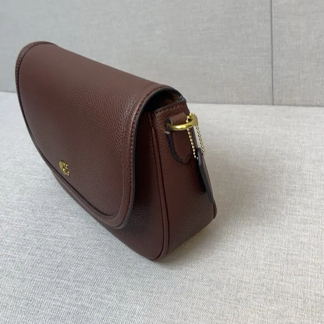 코피 Legacy Logo handbag CU099brown 크로스백