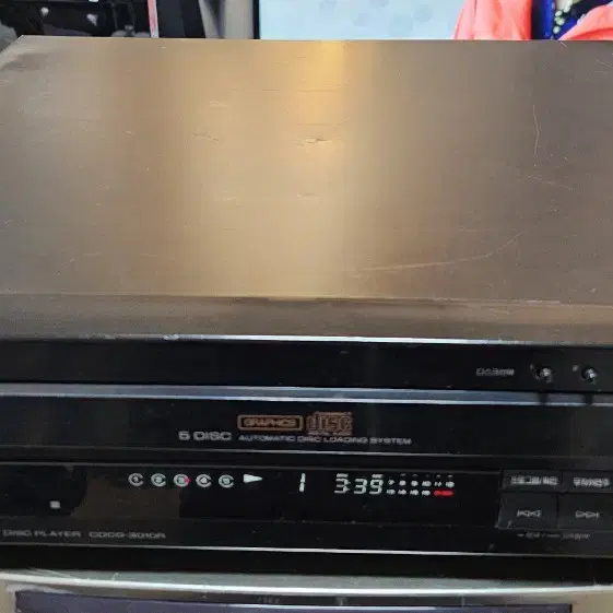 인켈 5CD PLAYER CDCG-3010R