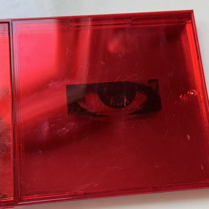 G-DRAGON | 지드래곤 G-Dragon USB Album on Bunjang Global Site.