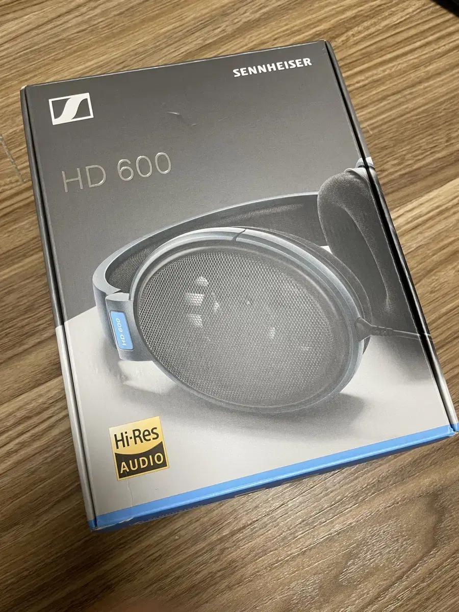 젠하이저 HD 600