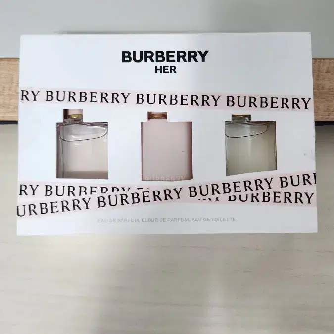 버버리 허 - 미니어쳐 3종 세트 BURBERRY HER