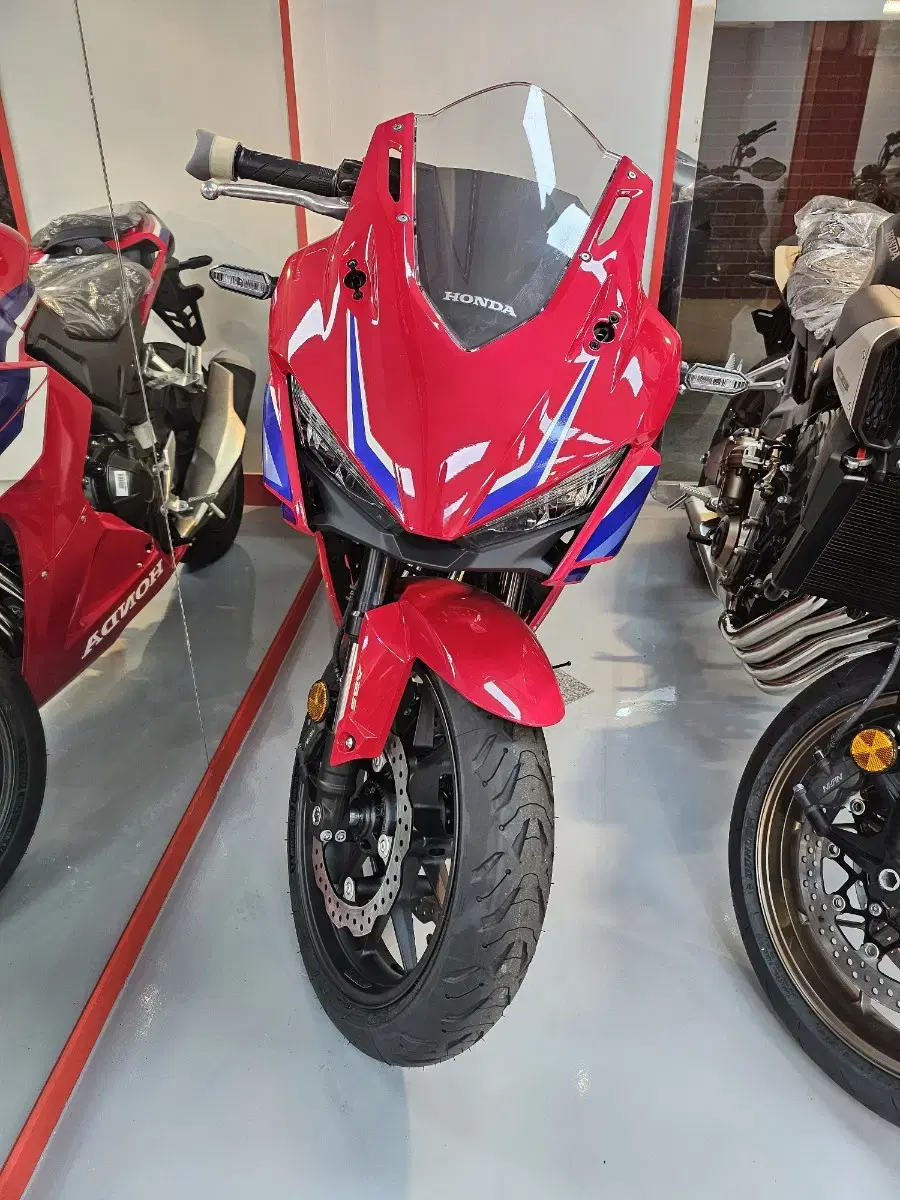 혼다 CBR500R 레드신차판매합니다