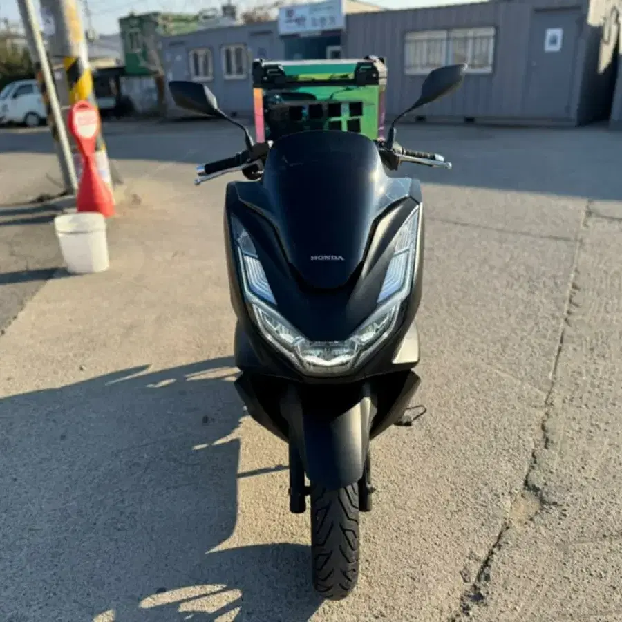 혼다 pcx125 21년 스마트키차량 멧블랙 판매합니다