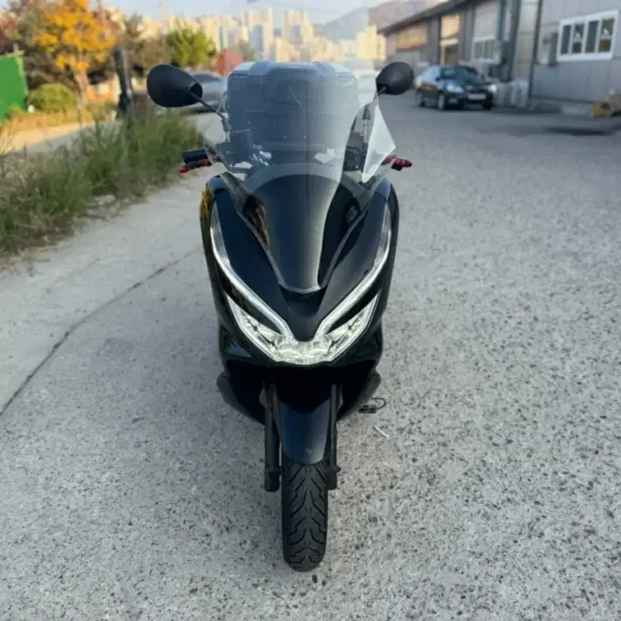 혼다 pcx150 abs 20년형 스마트키 차량 팝니다