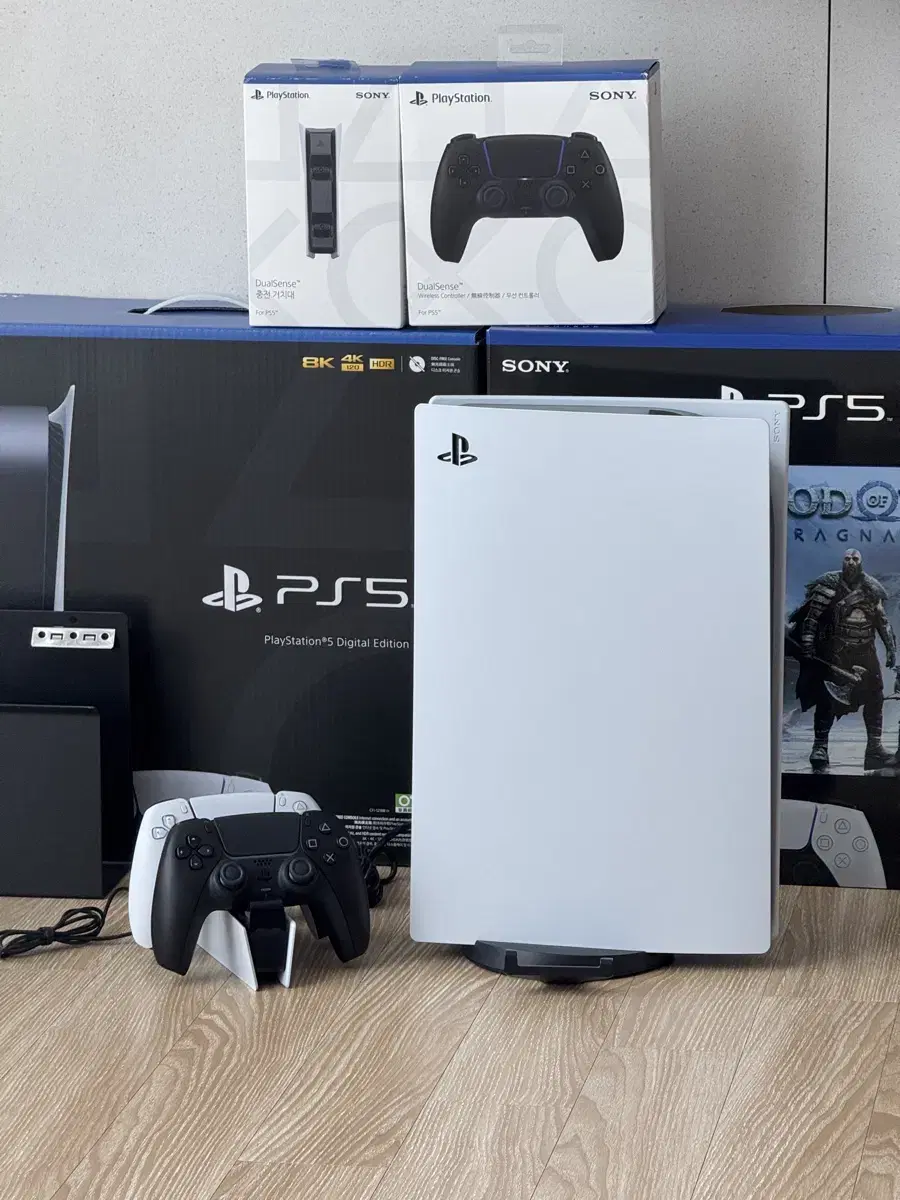 ps5 디지털에디션,컨트롤러 2개 ,충전거치대,거치대 일괄 판매