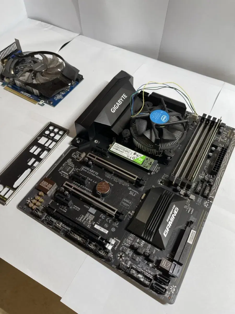 i7 7700k, Z270, DDR4 8G, SSD 120G 컴퓨터 부품