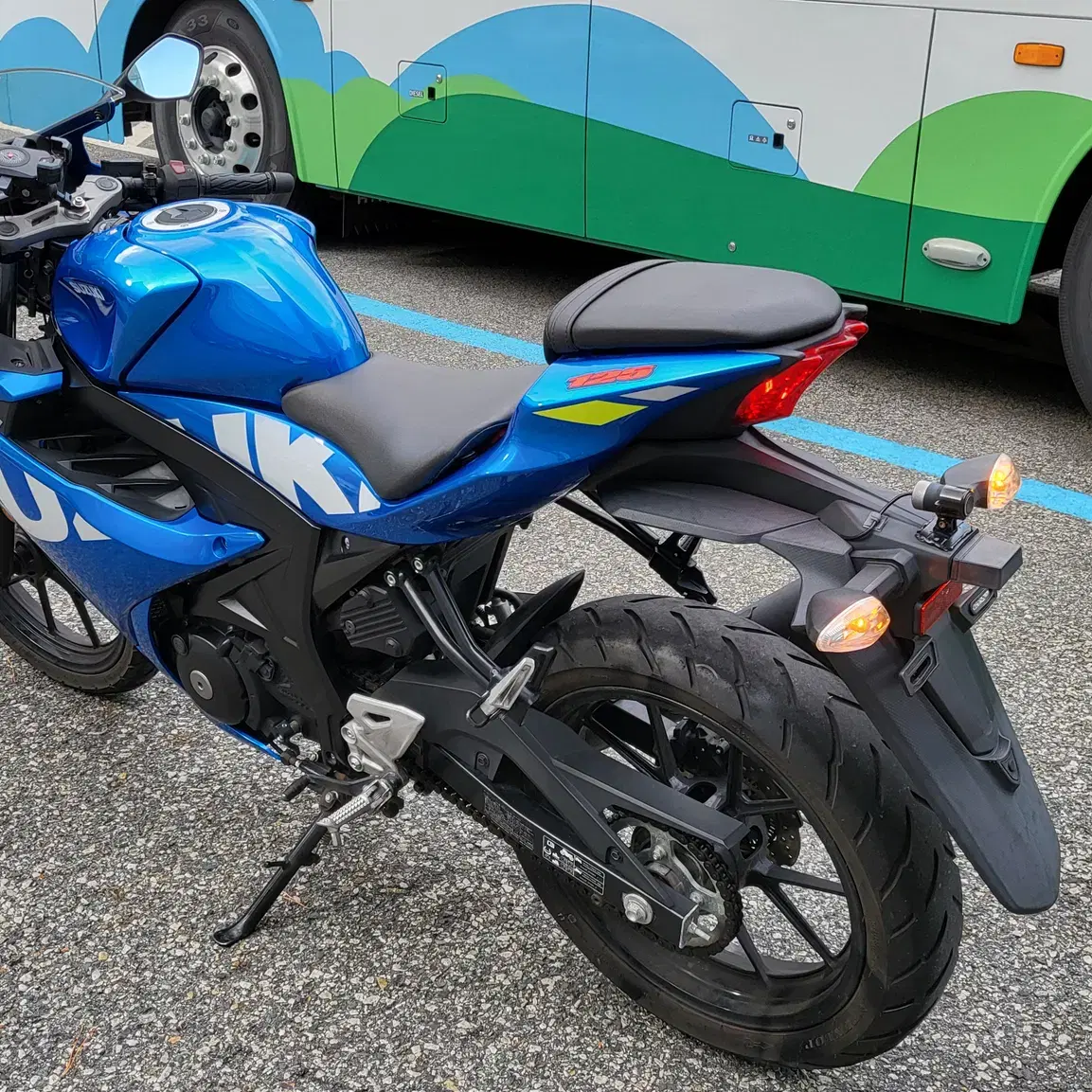 (부산)오토바이 gsxr125 23(2023)년식 판매합니다.