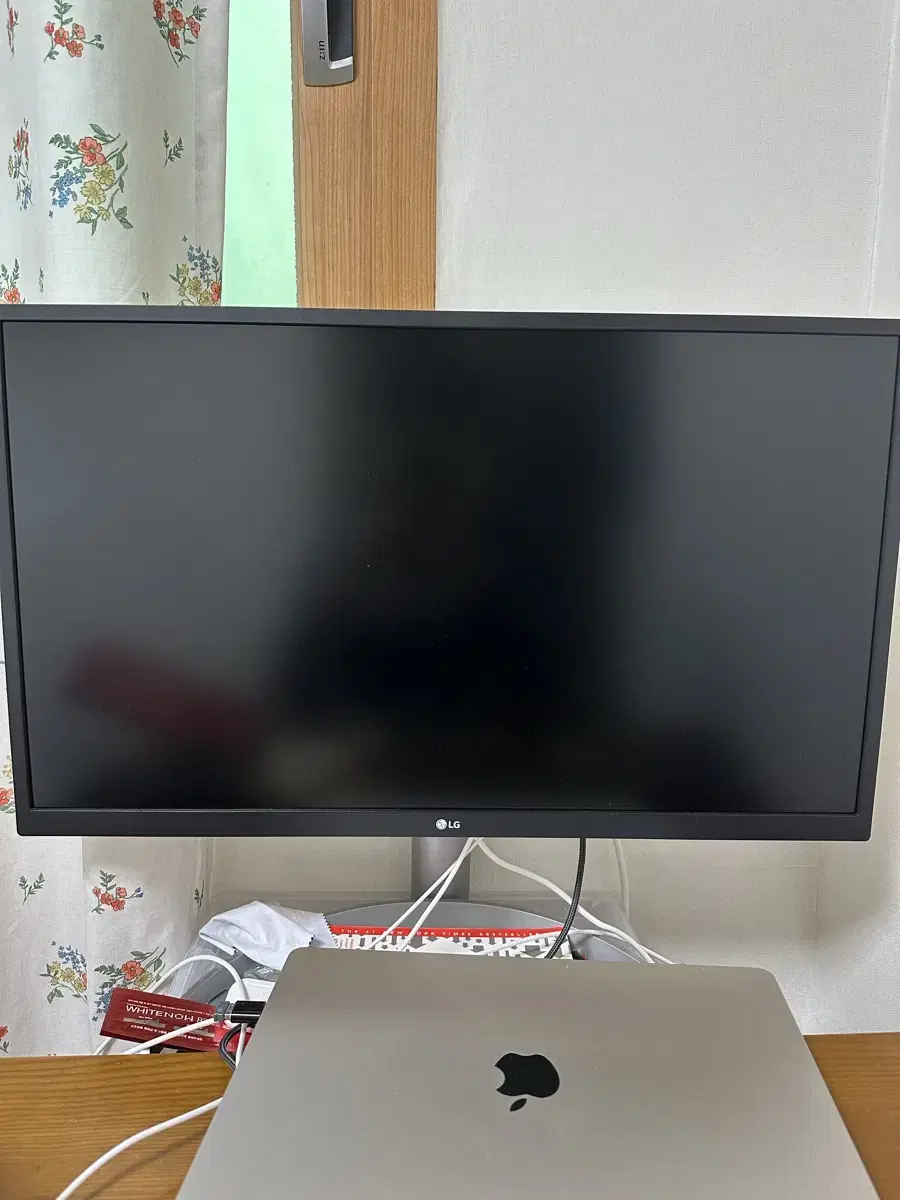 LG 4k 모니터 27UP550N