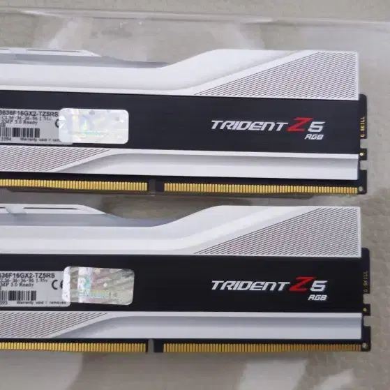 지스킬 DDR5 6000 16X2 32기가 실버팝니다