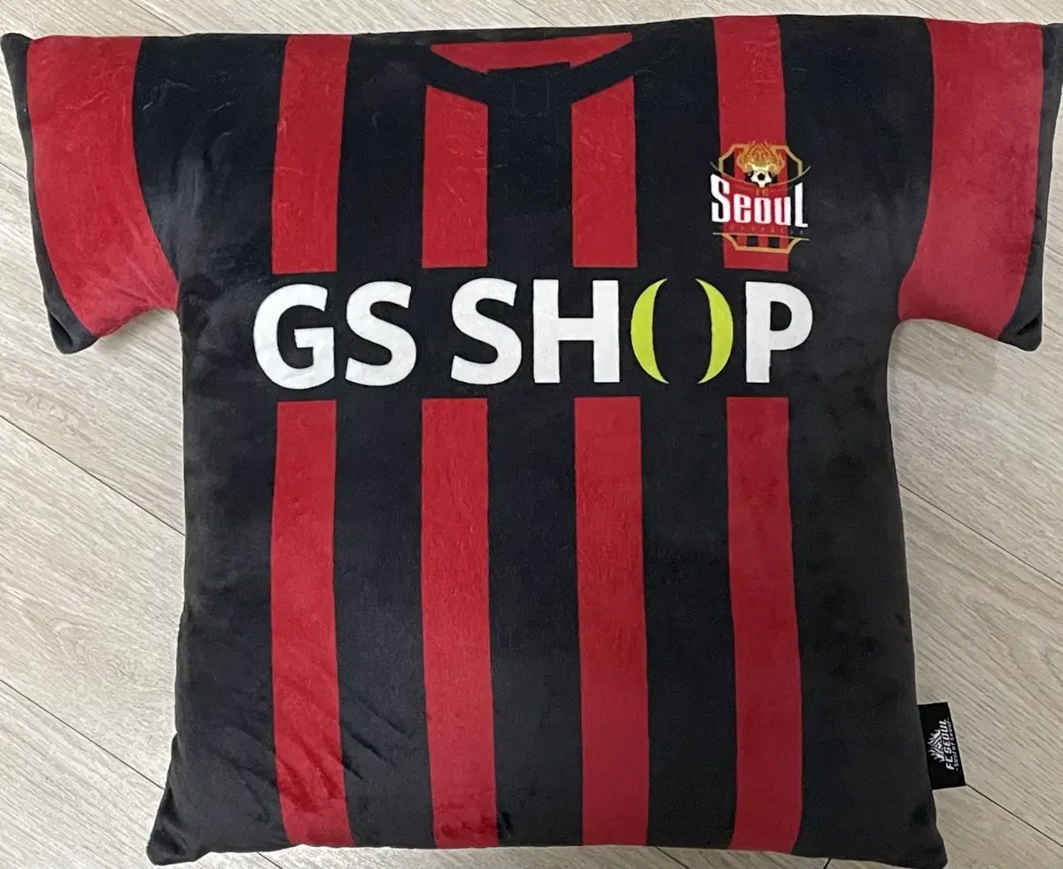 새것 일반택배비 포함) FC서울 유니폼 GS SHOP 쿠션