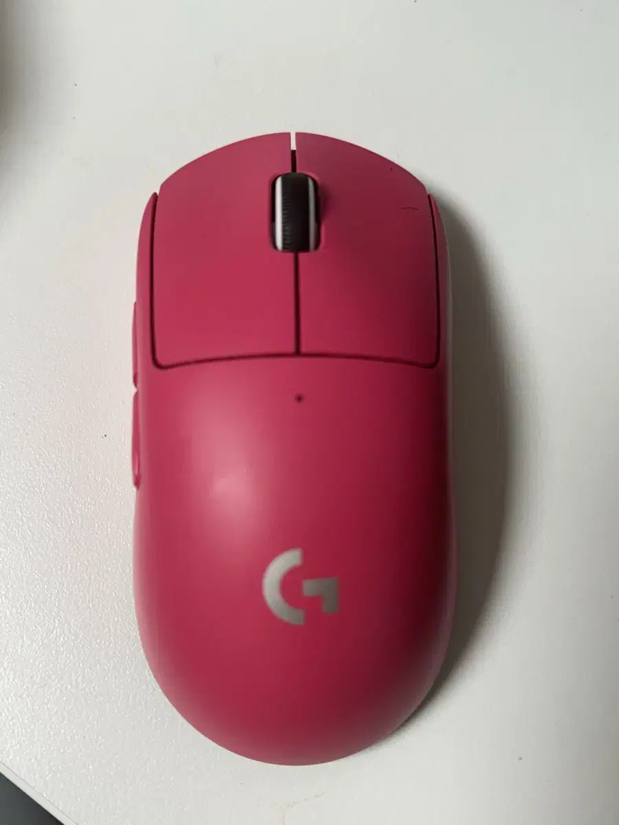 로지텍 G pro X superlight (지슈라) 판매합니다.