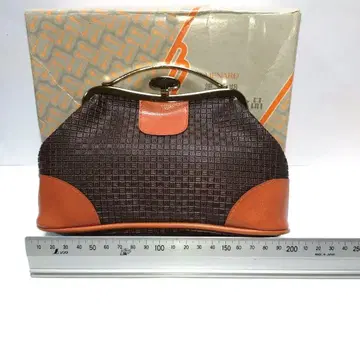 메나드화장품,러블리 파우치(화이트 백합회 기념일)