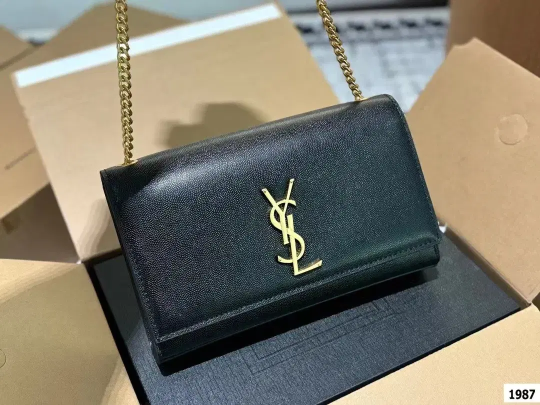 Saint Laurent 생로랑 여사 가방