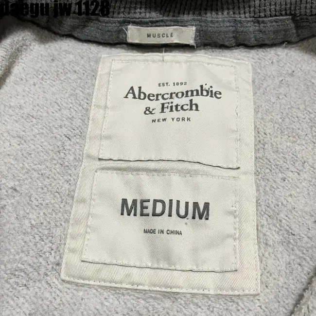 MEDIUM ABERCROMBIE ZIPUP 아베크롬비 집업