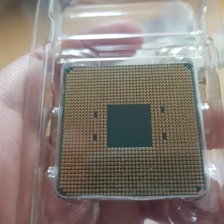 CPU 라이젠 3700X팝니다