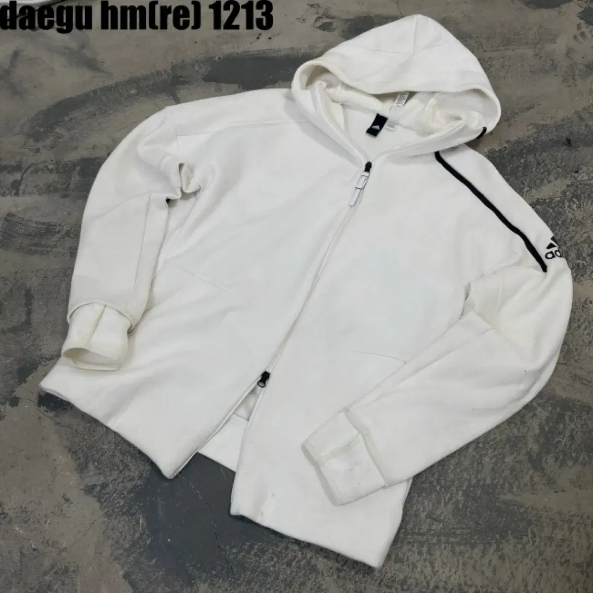 Adidas zip-up, jersey(115)Thick and tight, new in good condition with good washing ㅜ 찐추천