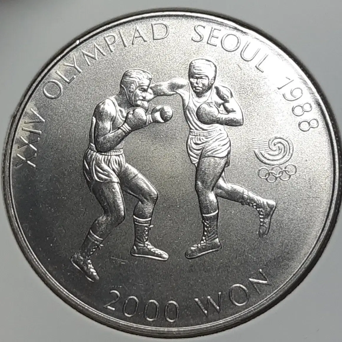 한국은행 1988년 올림픽 2000원 기념주화.주화 화폐 동전