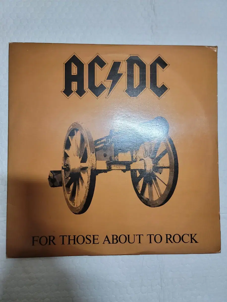 AC/DC LP