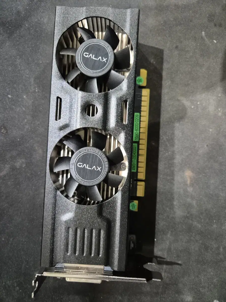 갤럭시 gtx 1650 4g LP 판매합니다