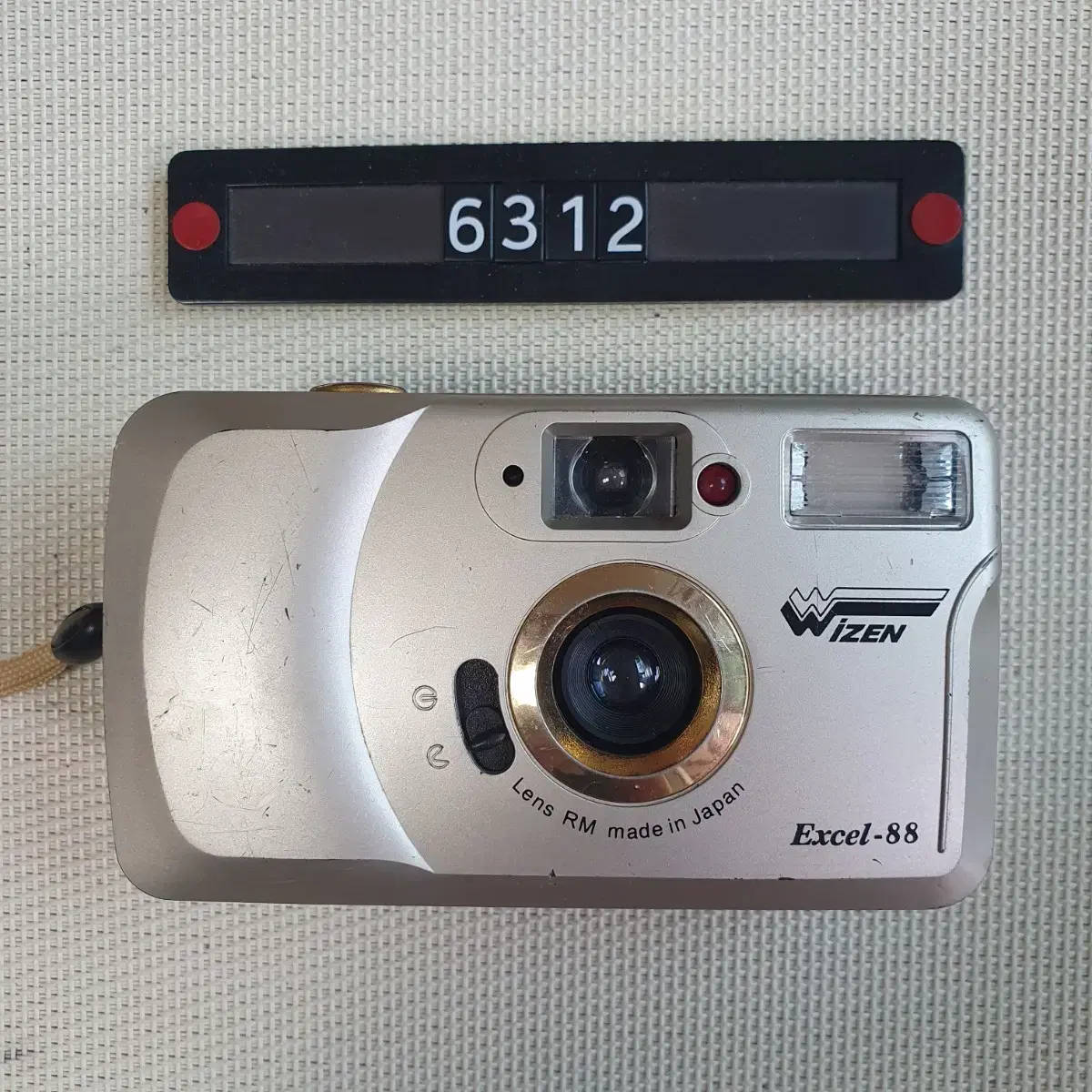 Wizen Excel 88 Film Camera