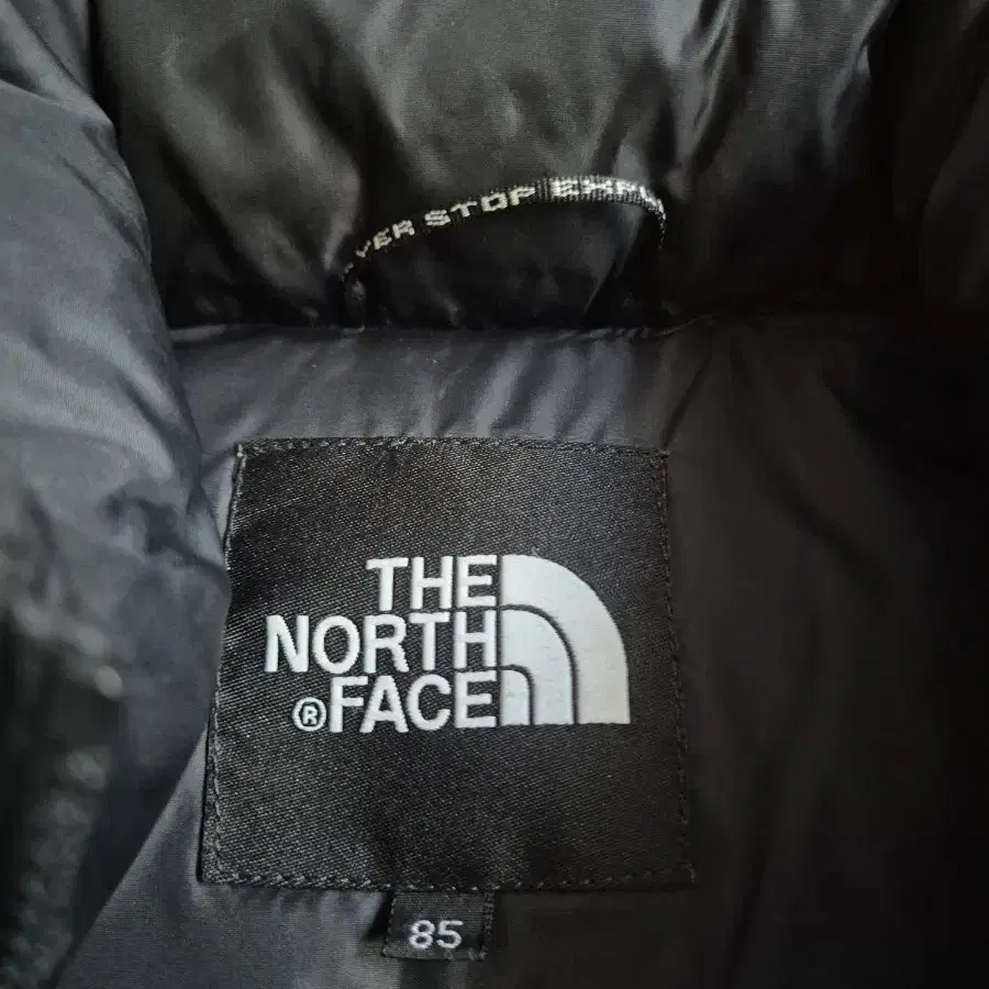 North Face 노스페이스 눕시 700 블랙 85