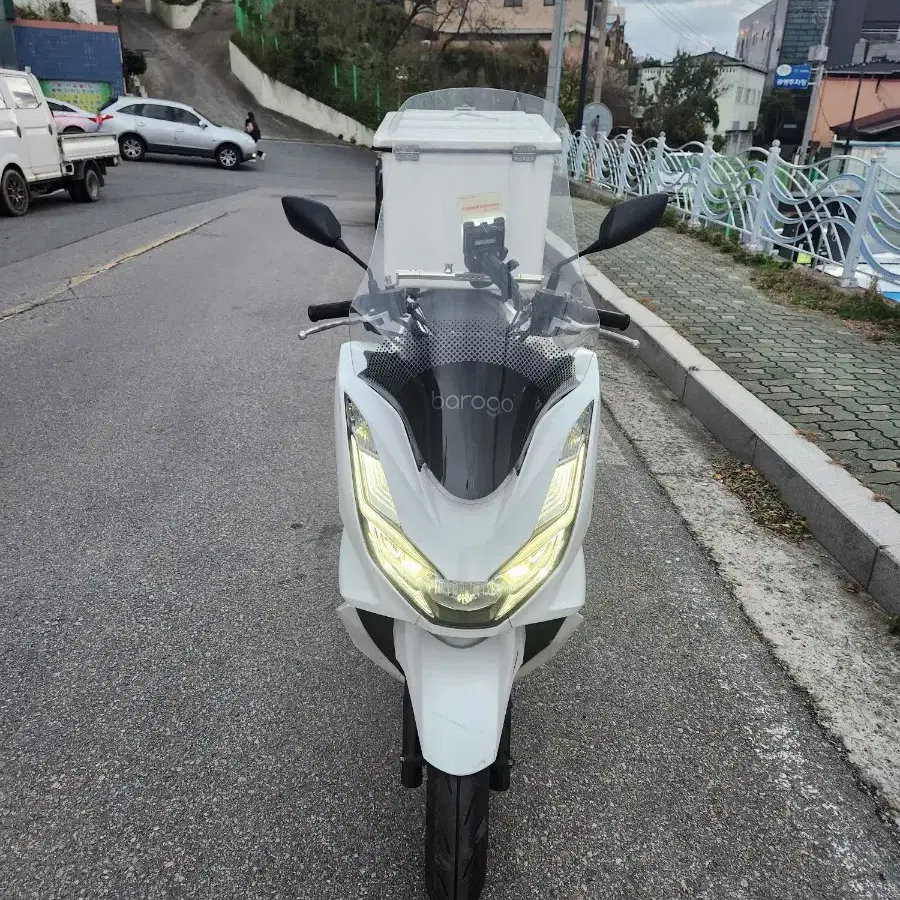 22년식 pcx125 abs 배달세팅 판매해요