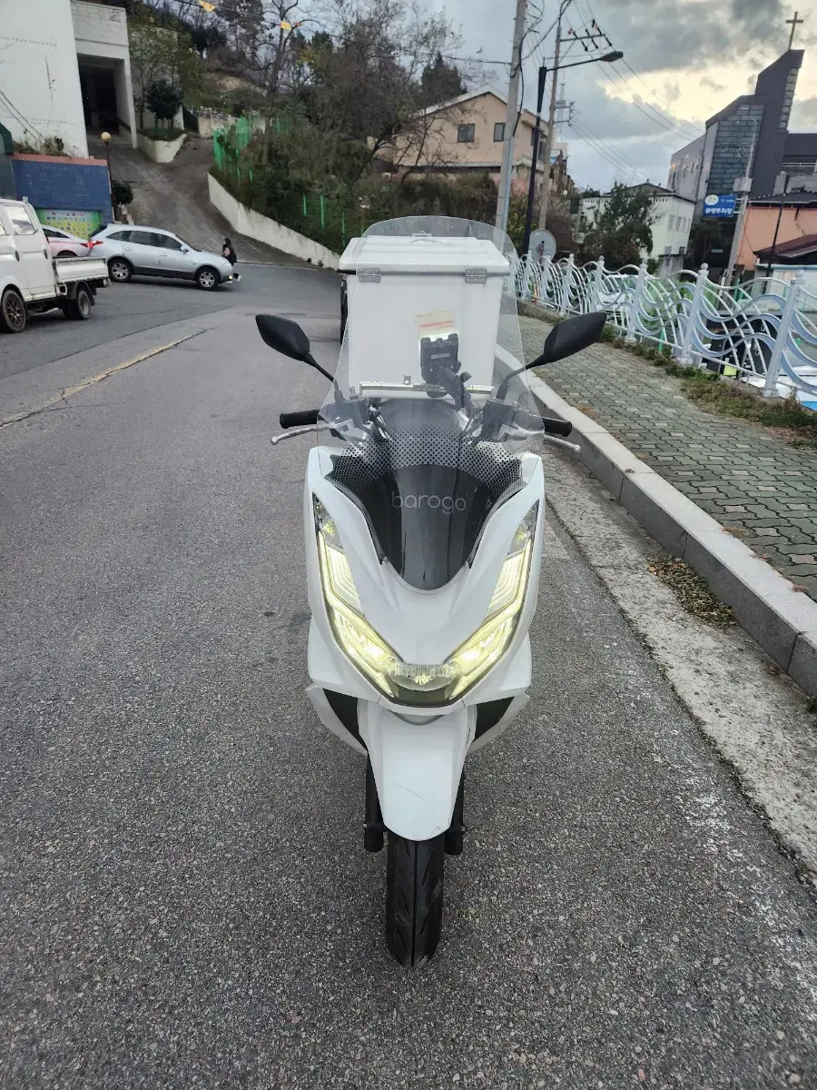 22년식 pcx125 abs 배달세팅 판매해요