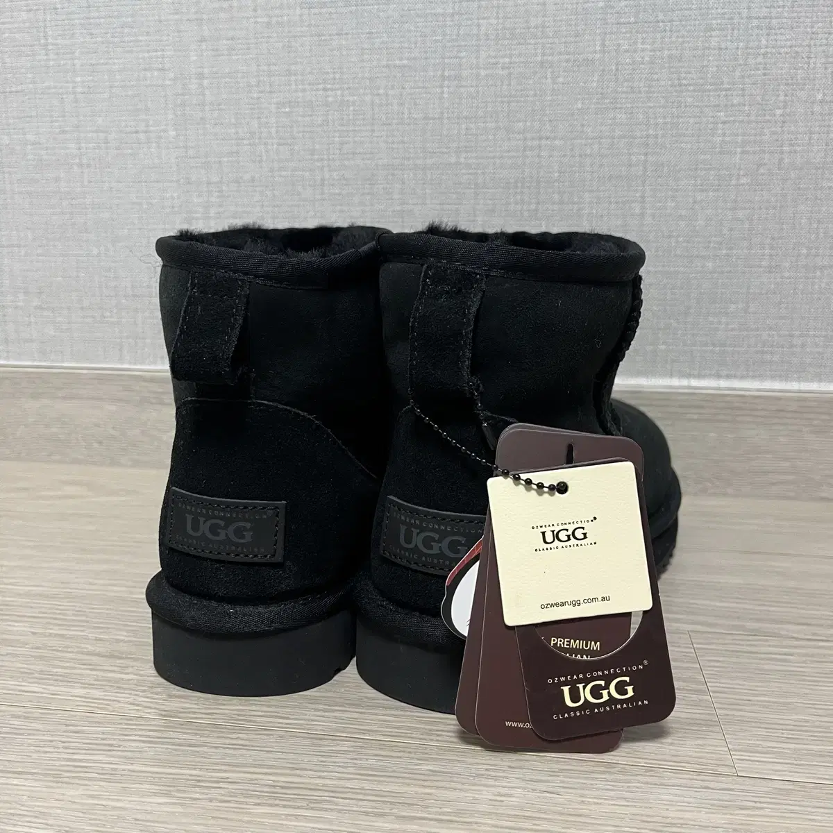 UGG 미니 블랙 새상품