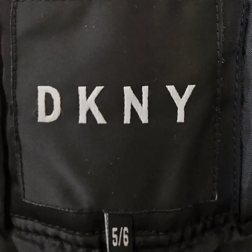 DKNY 패딩 110