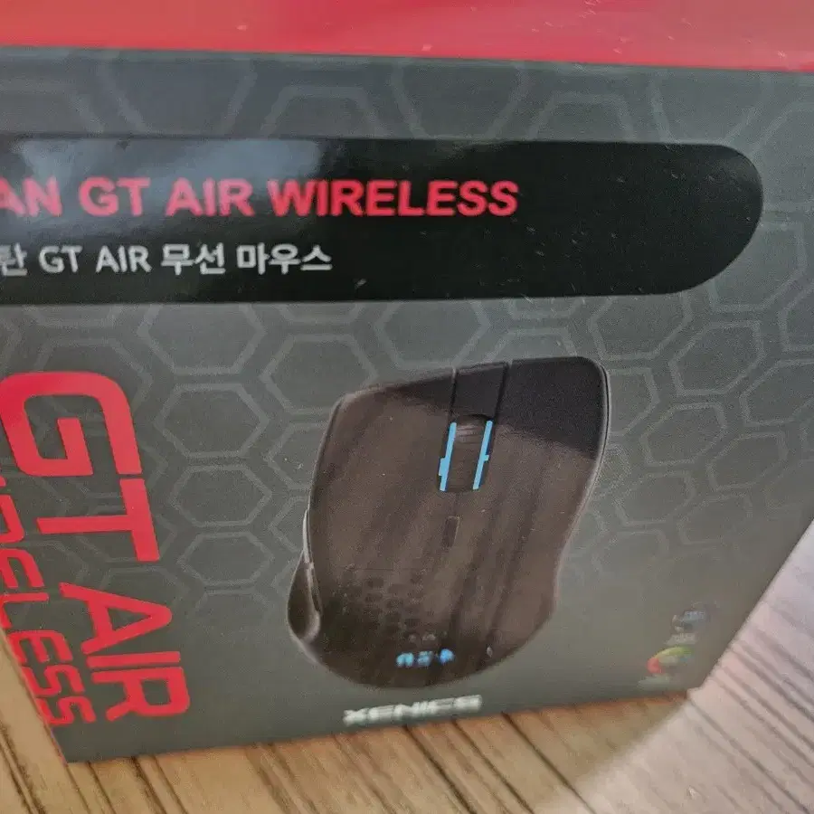 제닉스 titan gt air 타공 무선 게이밍 마우스 (black)