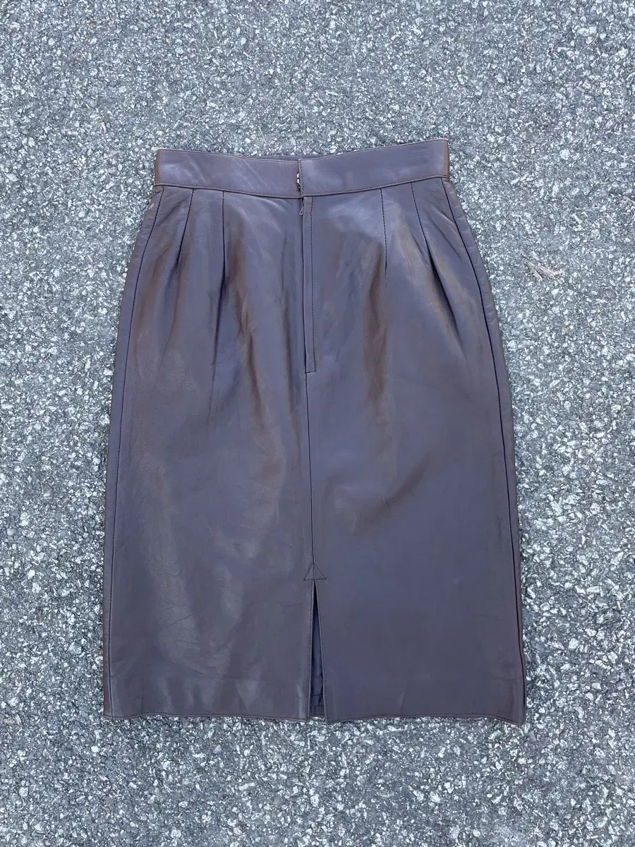 할인중 Leather Brown Skirt