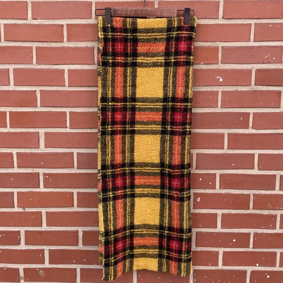 Vintage Check muffler